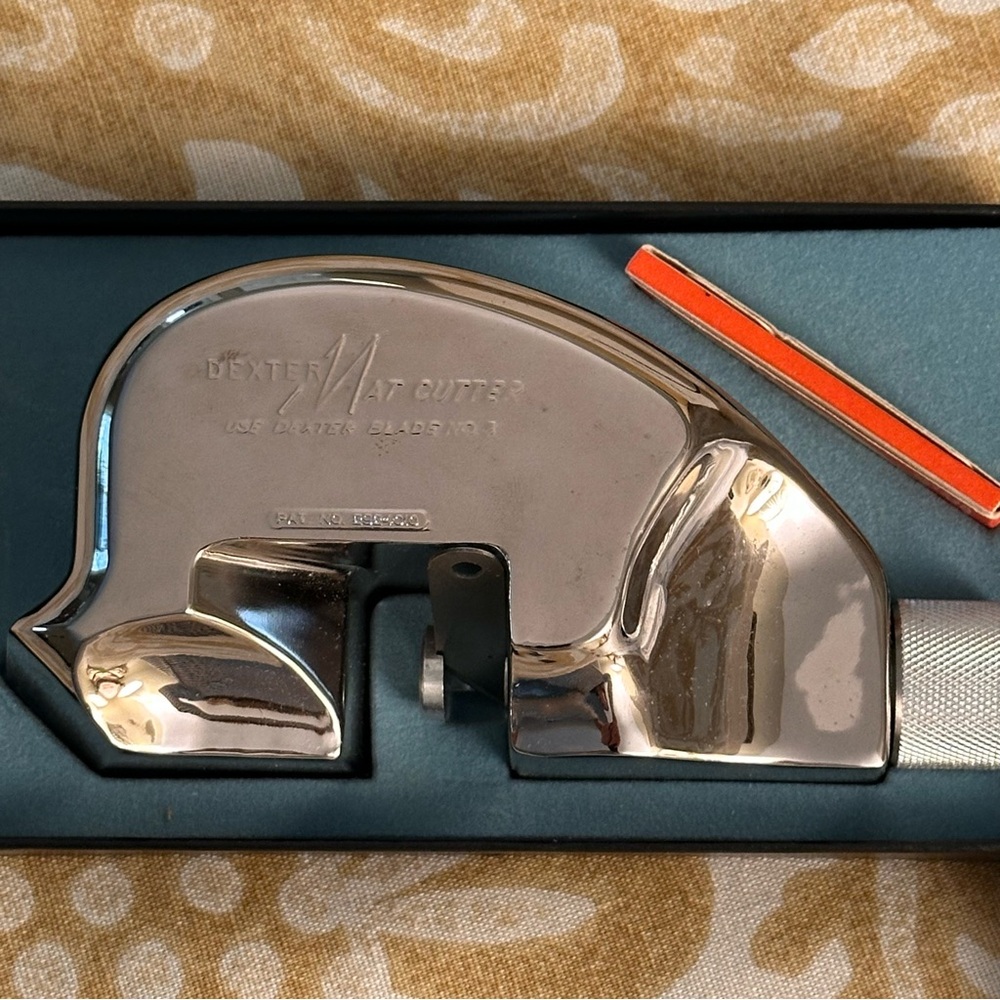 Dexter Mat Cutter W/Box - Picture 6 of 6